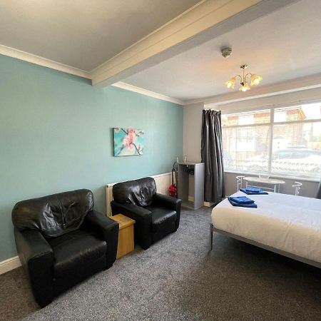Large Ground Floor Studio Holiday Apartment Skegness - Flat 12 Exterior foto