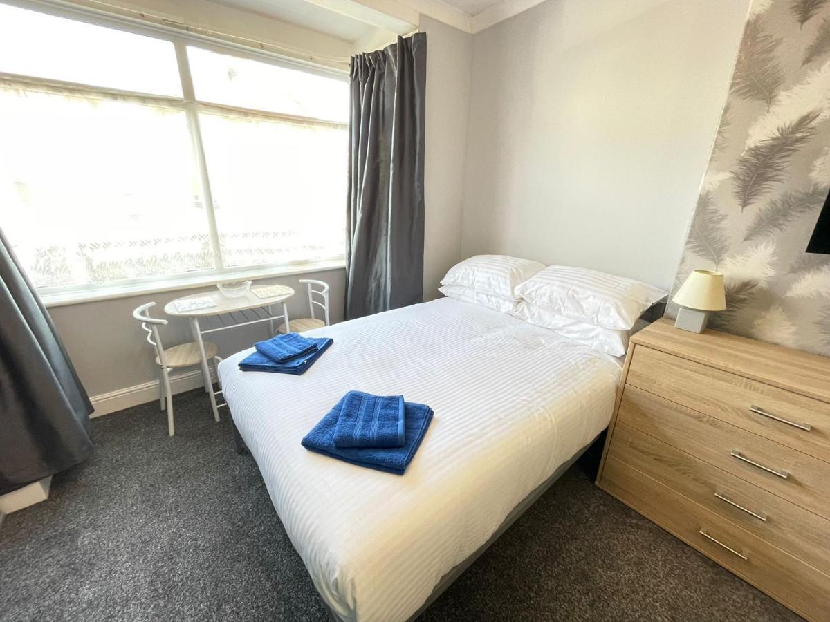 Large Ground Floor Studio Holiday Apartment Skegness - Flat 12 Exterior foto
